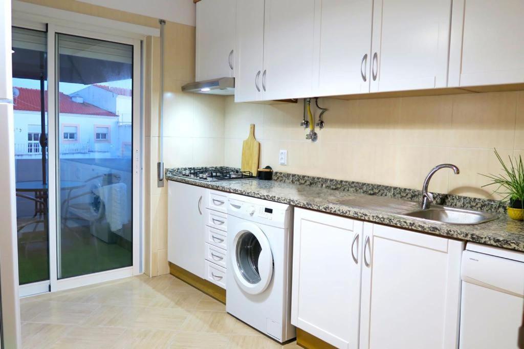 Apartment, 10 Mins Walk To Apartamento