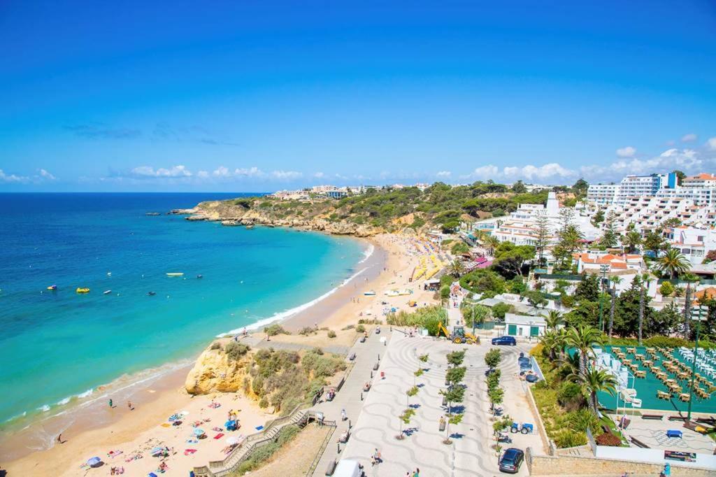 Apartment, 10 Mins Walk To Apartamento Albufeira